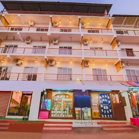 Oyo 15449 Hotel Padma